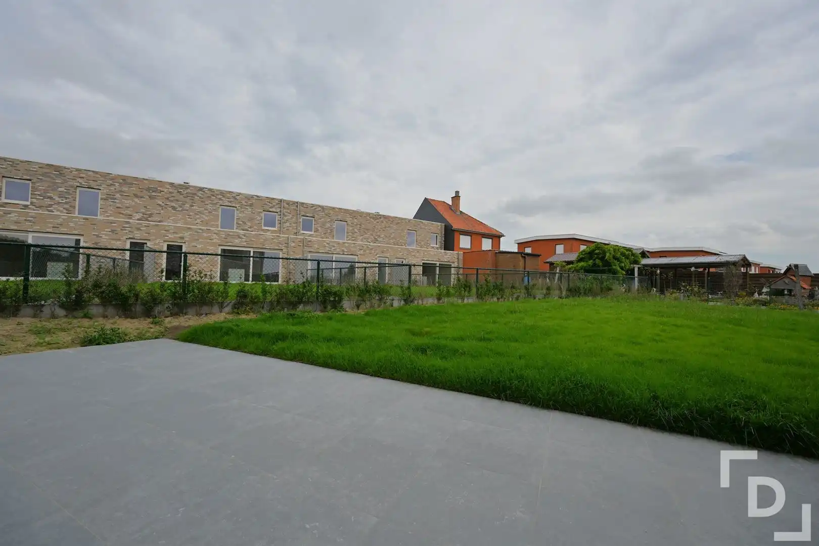 Afgewerkte nieuwbouwwoning te huur in hartje Proven. foto 14