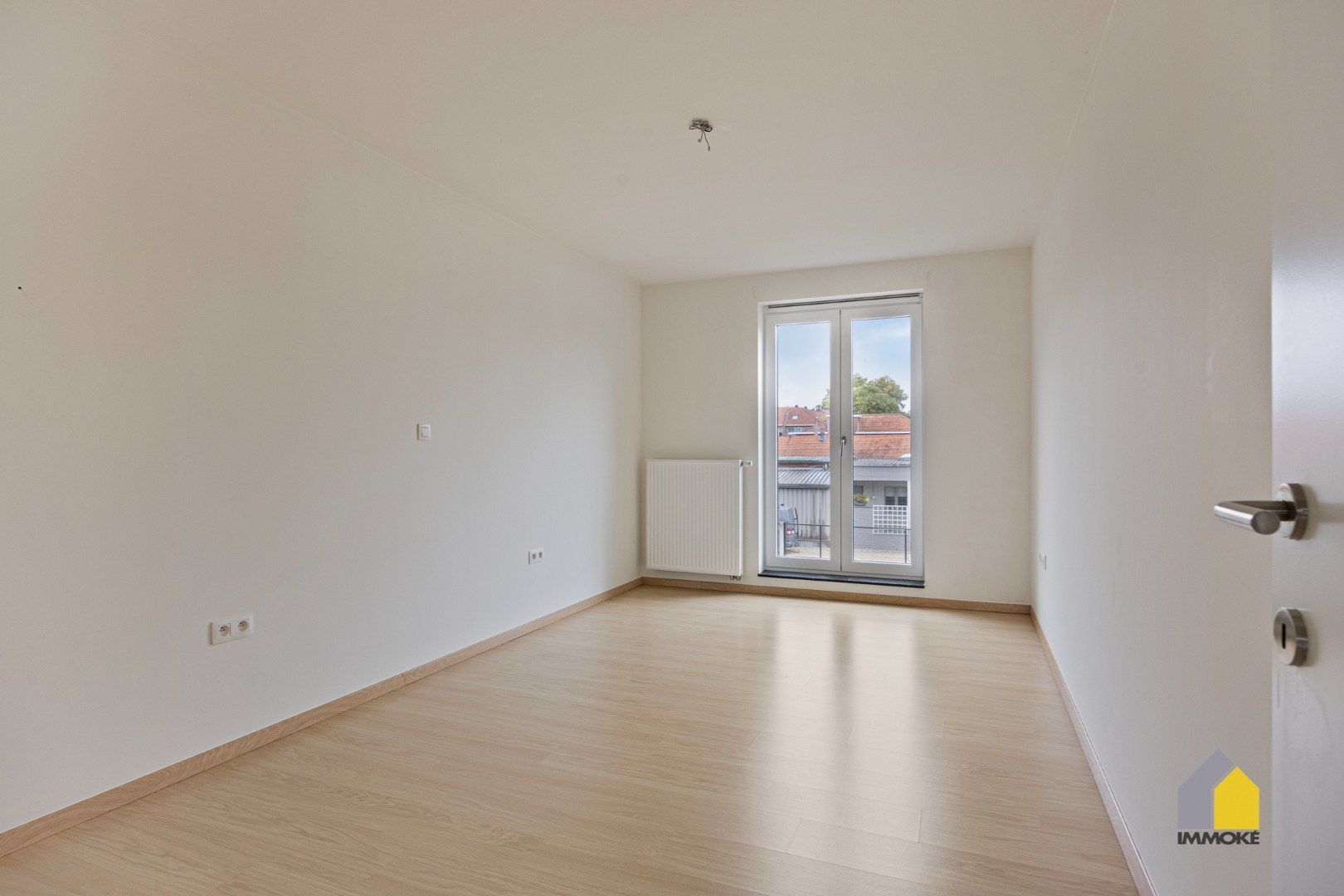Ruim, energiezuinig appartement (151 m²) met 3 slpk, terras, tuin en dubbele parking. foto 16