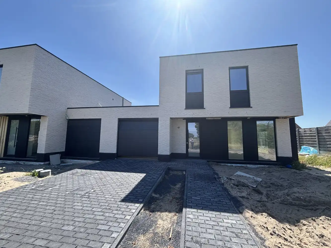 Prachtige nieuwbouw woningen op wandelafstand van zee! foto 2