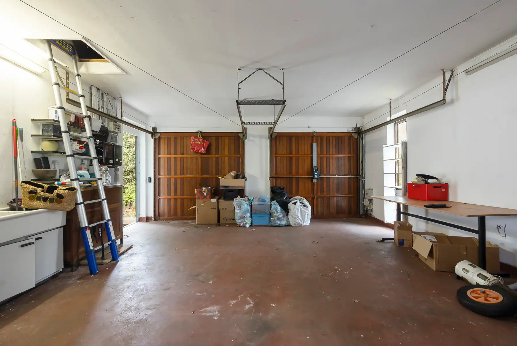 Te renoveren woning met 2 slpk op 1.473m² te Koningshof foto 20