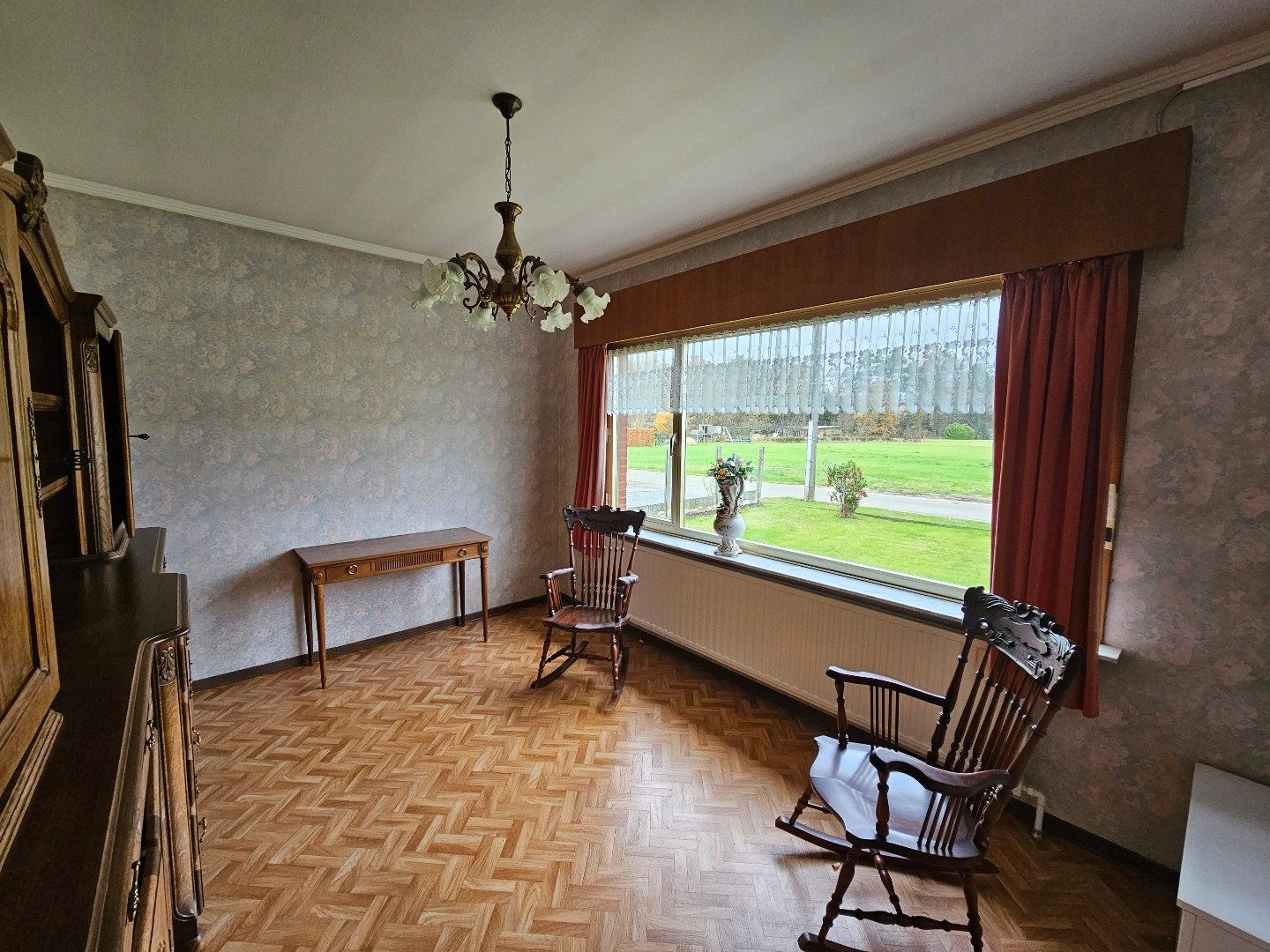 Vrijstaande laagbouwwoning op ruim perceel  foto 8