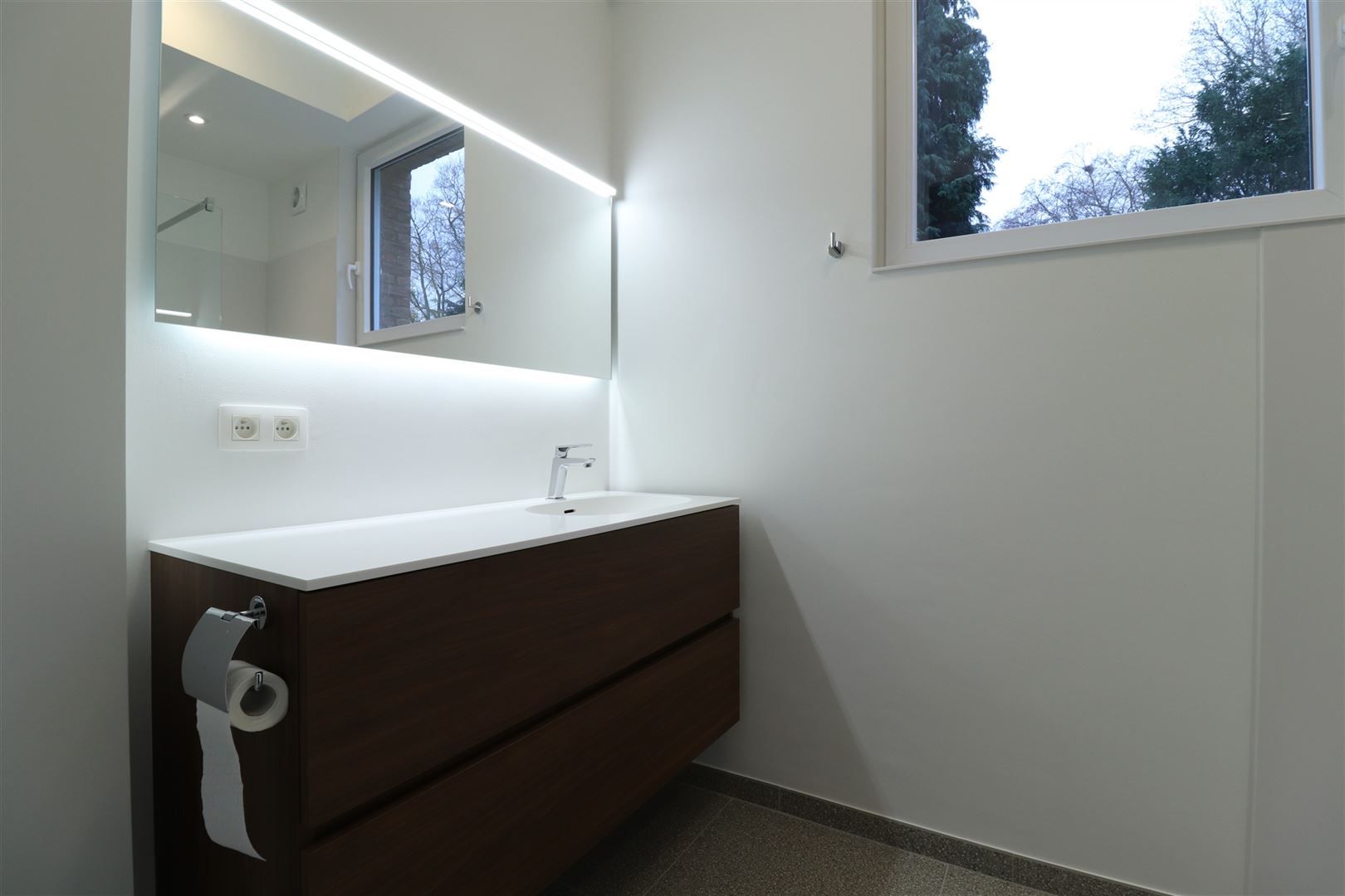 Gelijkvloers appartement met tuin  foto 12