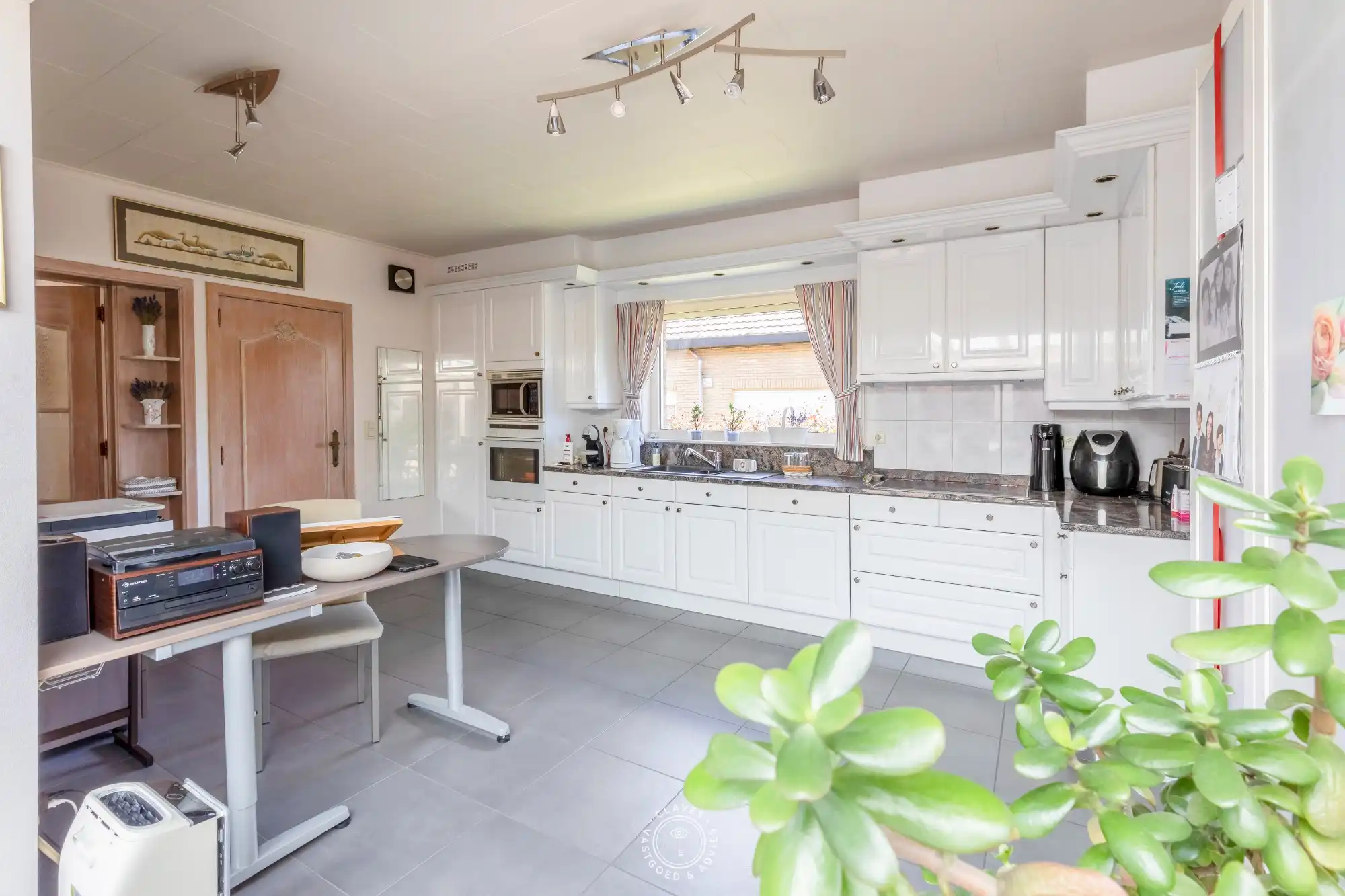 Ruime open bebouwing  met landelijk uitzicht foto 15