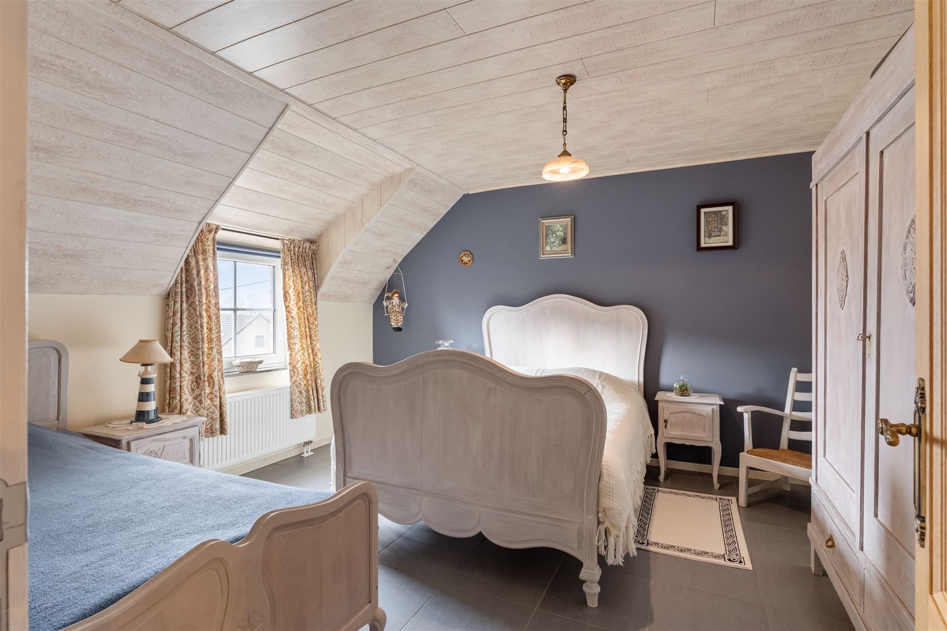 Eengezinswoning in open bebouwing met tuin. foto 23