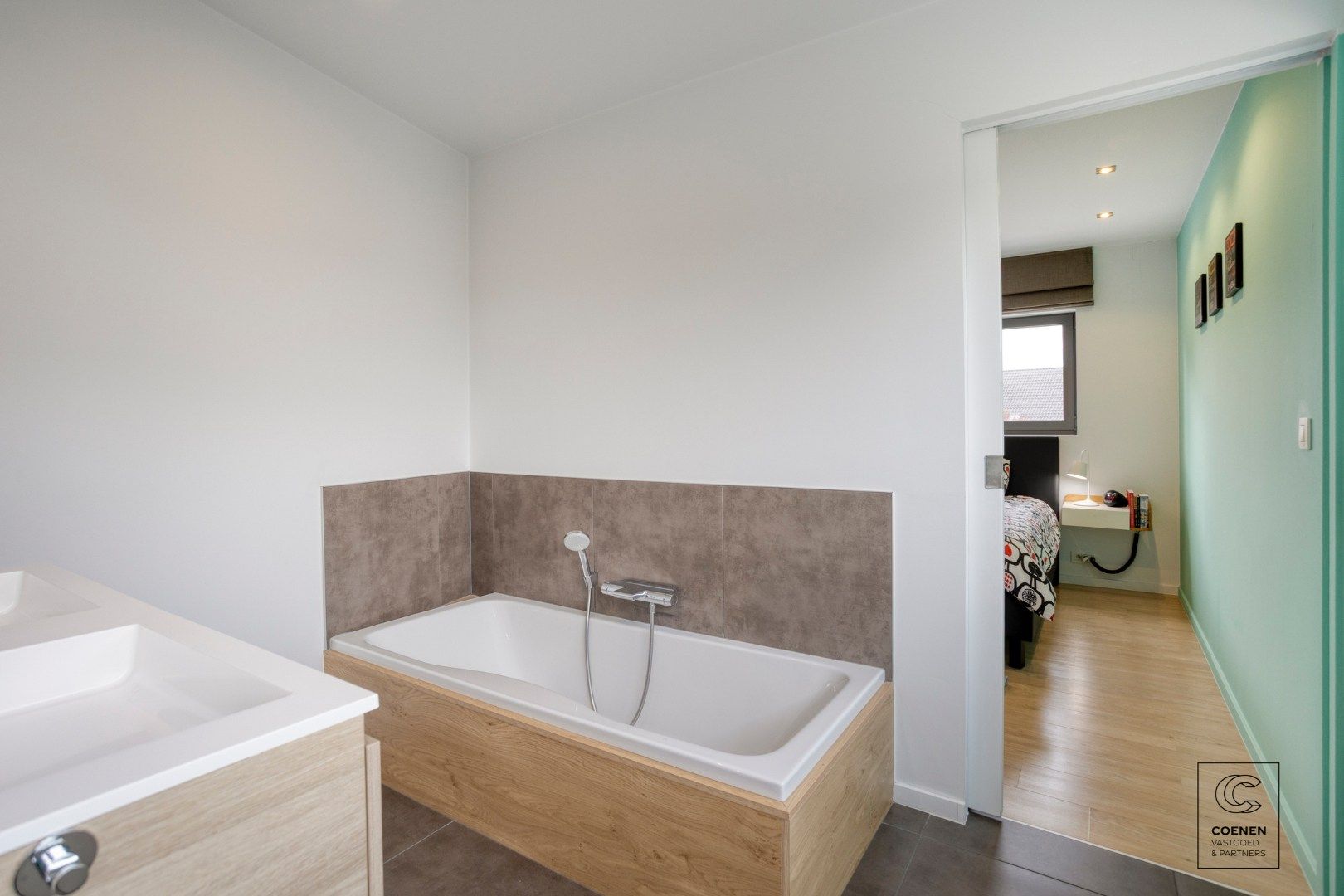 Prachtige woning (2013) van 256 m² met 4 slaapkamers in een doodlopende straat te Grobbendonk! foto 23