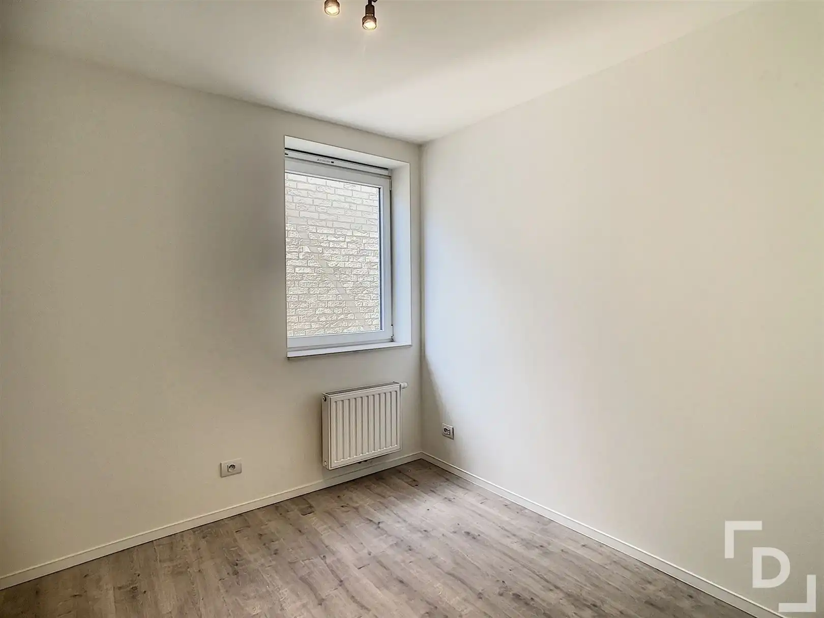 Gezellig dakappartement met terras en autostaanplaats. foto 9