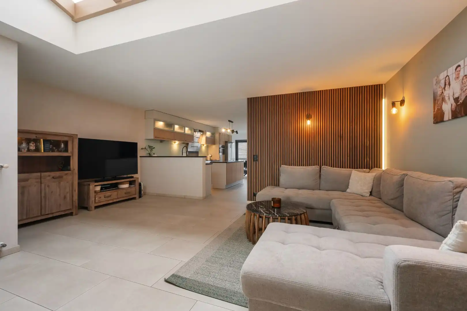 Instapklare woning met 3 slaapkamers en achterliggend tiny house in Geluwe foto 8