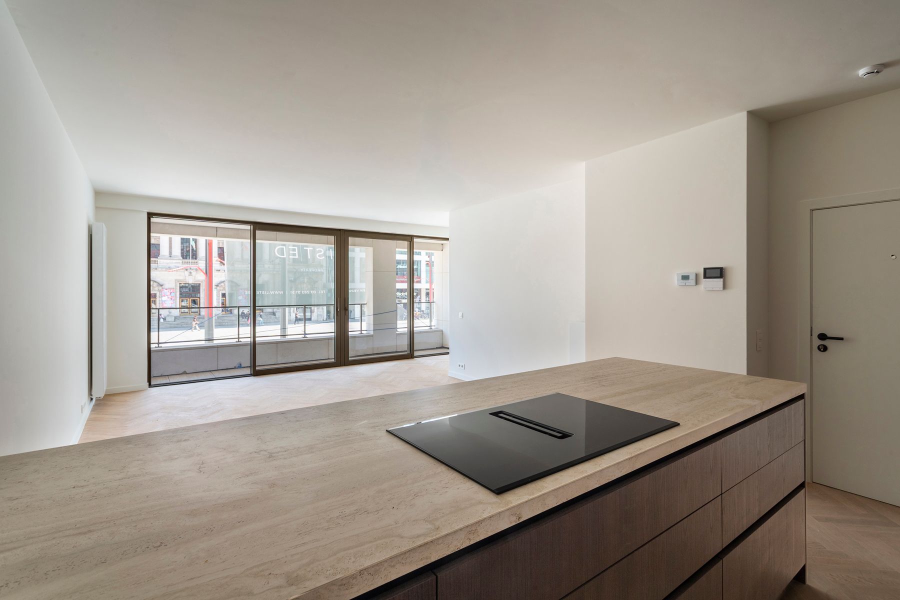 Trendy appartement met adembenemend zicht op de Opera foto {{pictureIndex}}