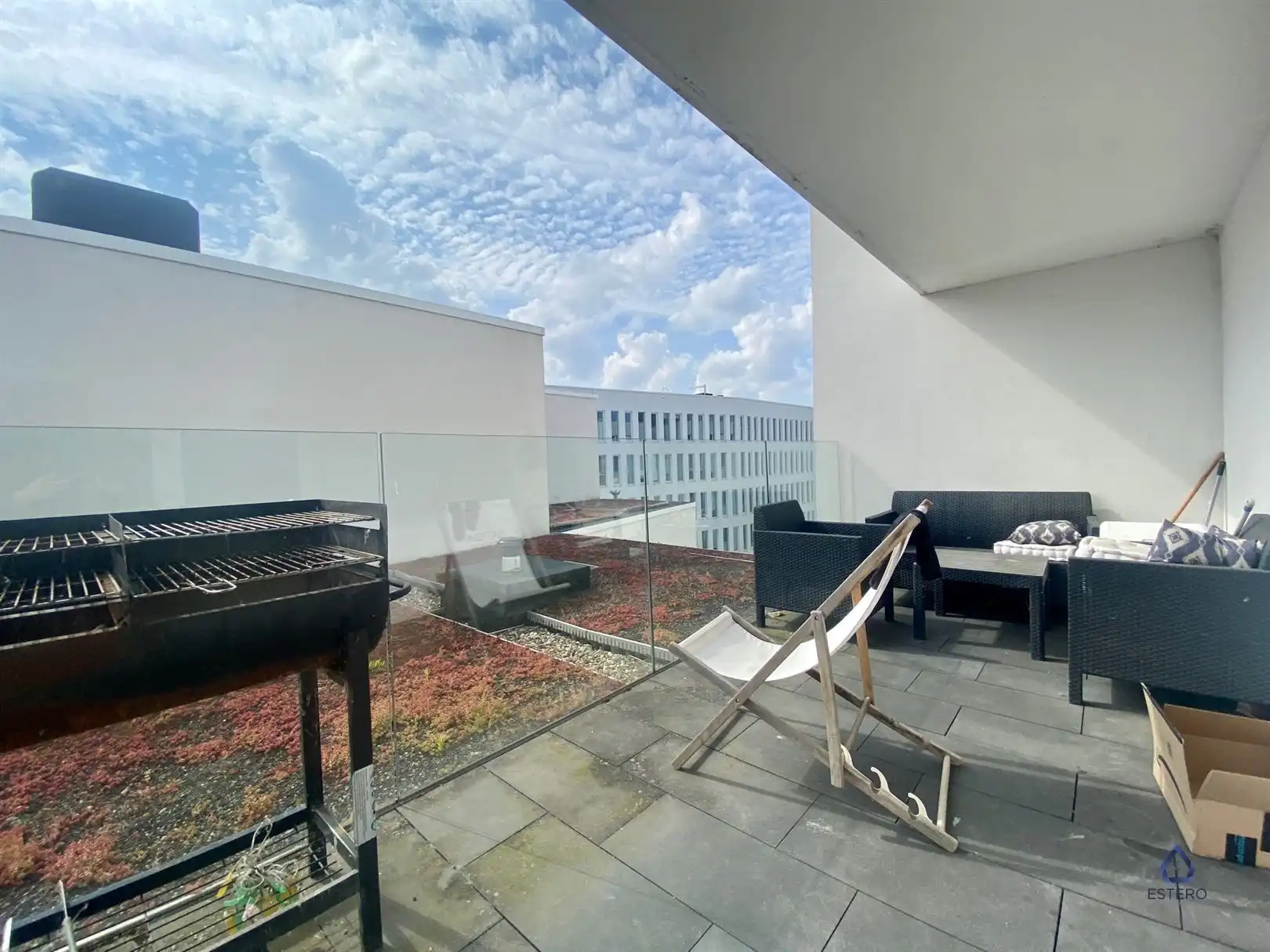 1-slaapkamerappartement met ruim terras foto 4