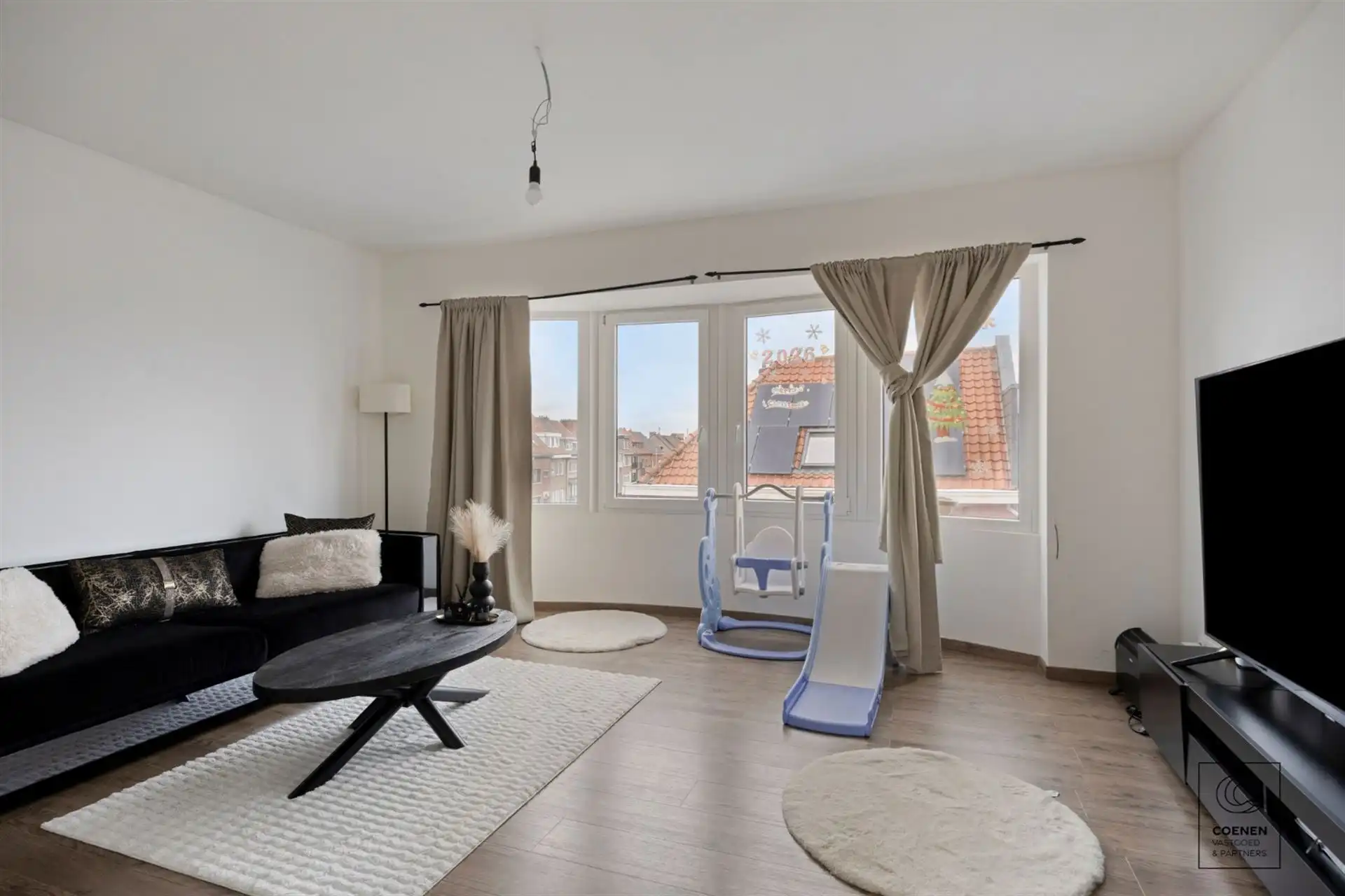 Riante woning, momenteel ingericht als 3 appartementen! foto 14