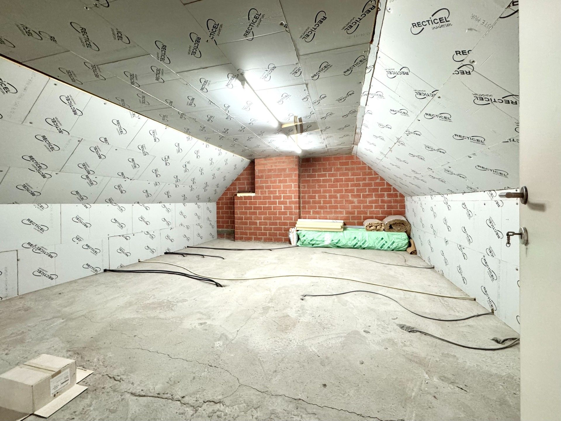 VRIJSTAANDE VILLA 'FERMETTE' OP 700 M² foto 40