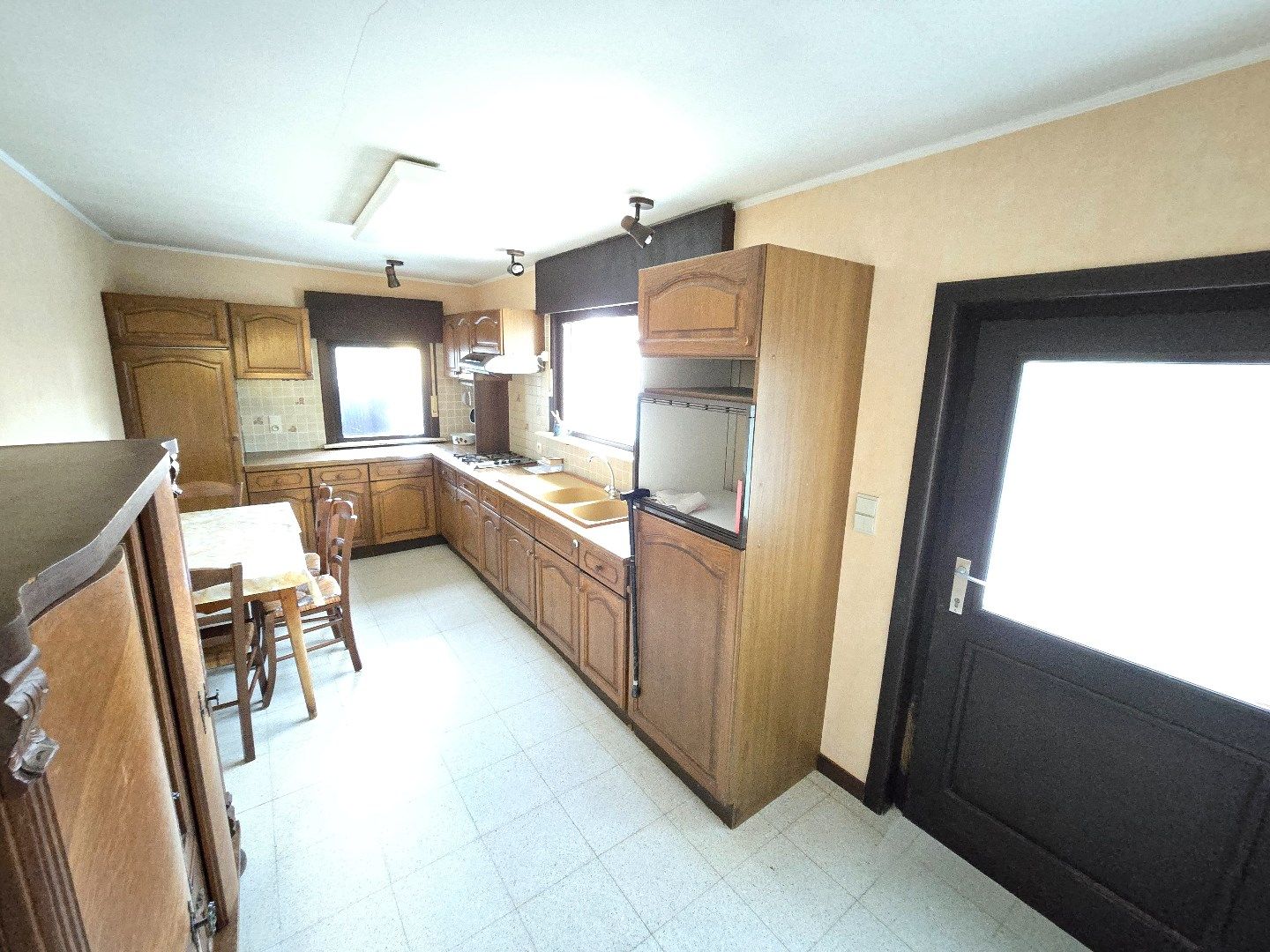 Te renoveren woning 3 slpk's foto 12
