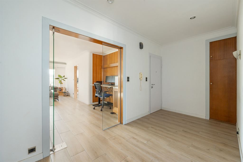 Instapklaar appartement met terras foto 17