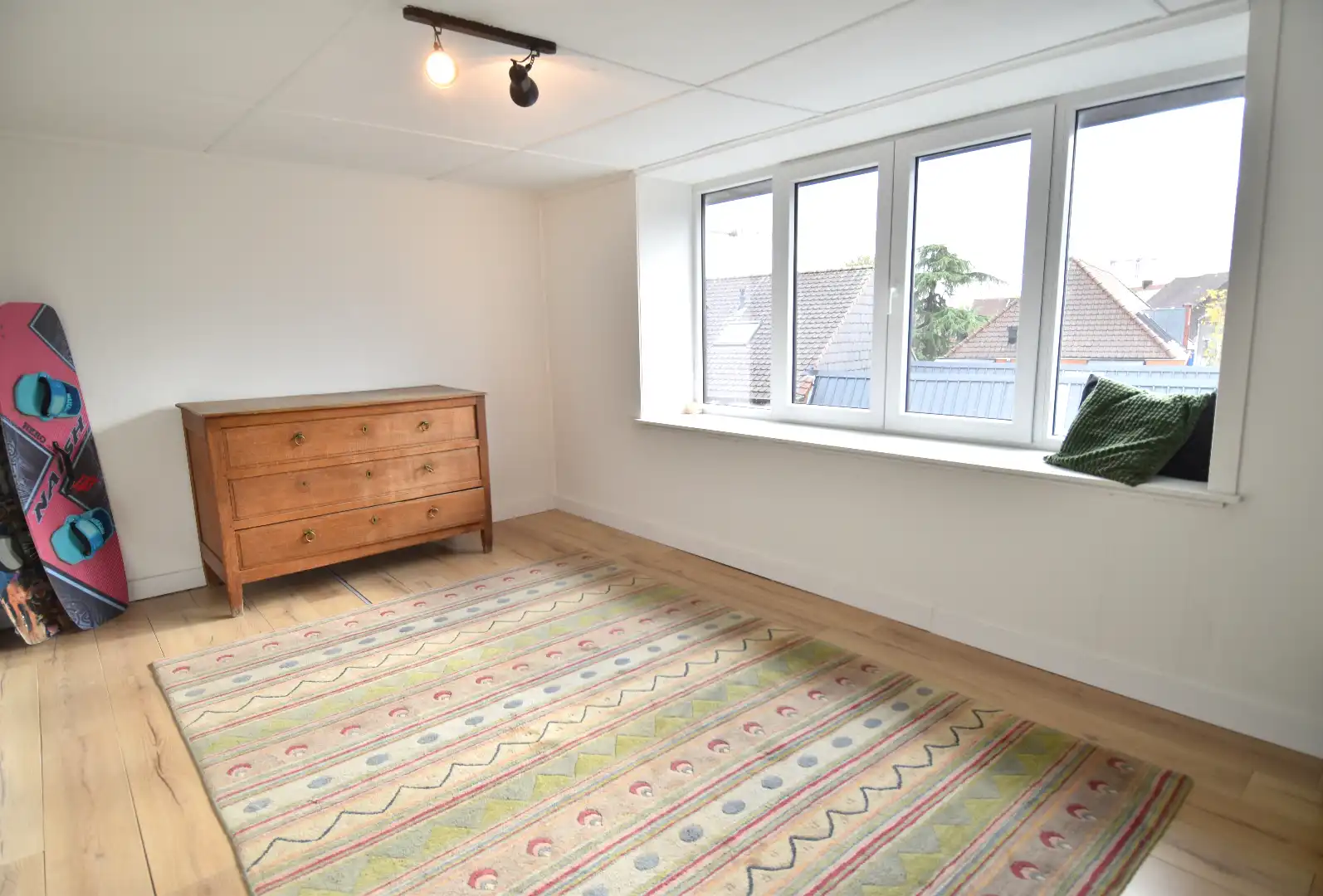 Instapklare woning met 4 slaapkamers en gezellige stadstuin te koop in hartje Kortrijk foto 14