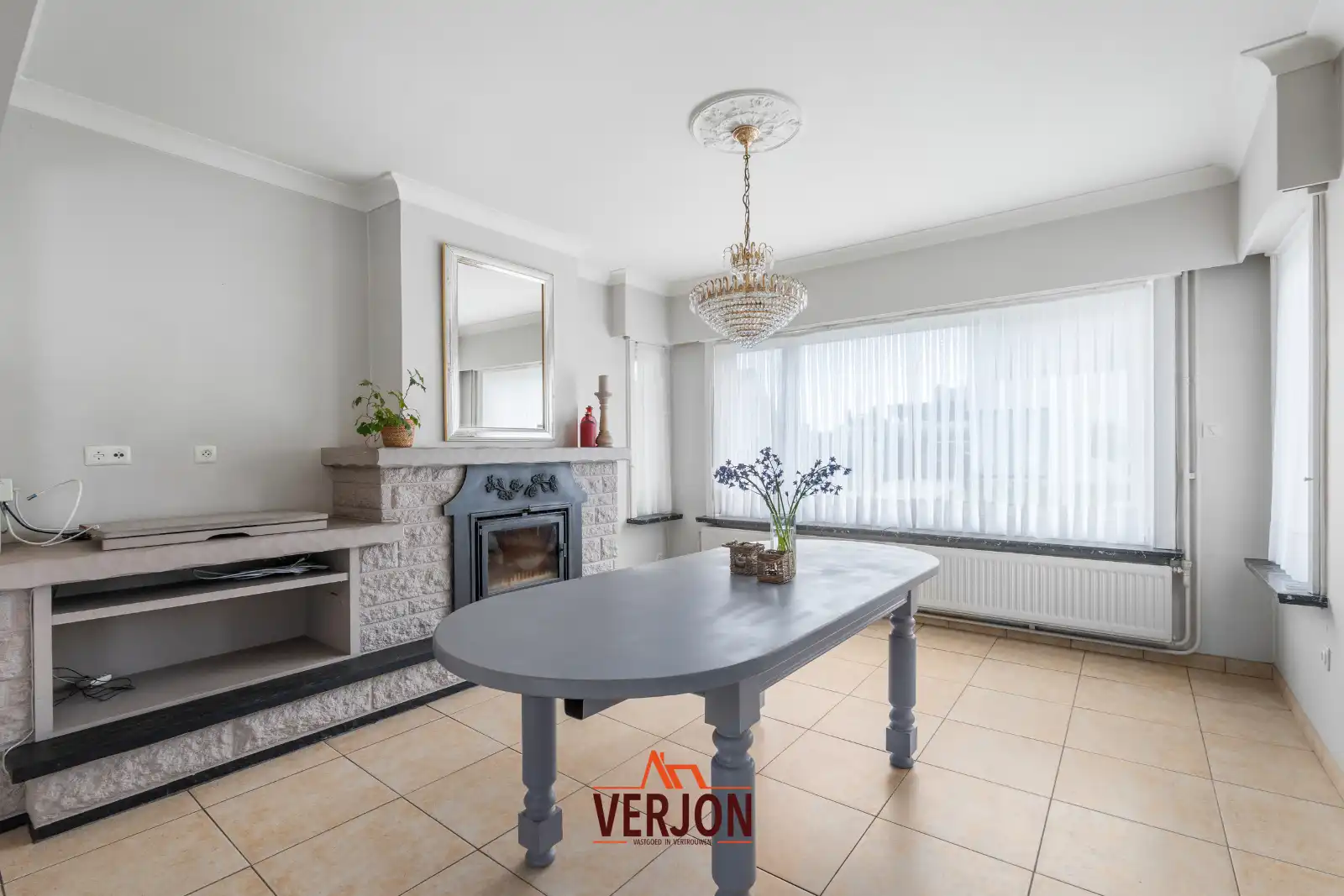 Ruime gezinswoning met 4 slaapkamers, grote garage en zonnige tuin foto 5