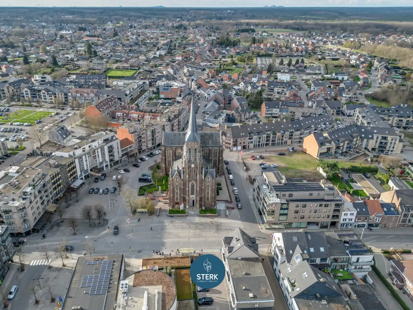 INSTAPKLAAR 3-SLPK APPARTEMENT MIDDEN IN HET CENTRUM VAN LANAKEN !  foto 20