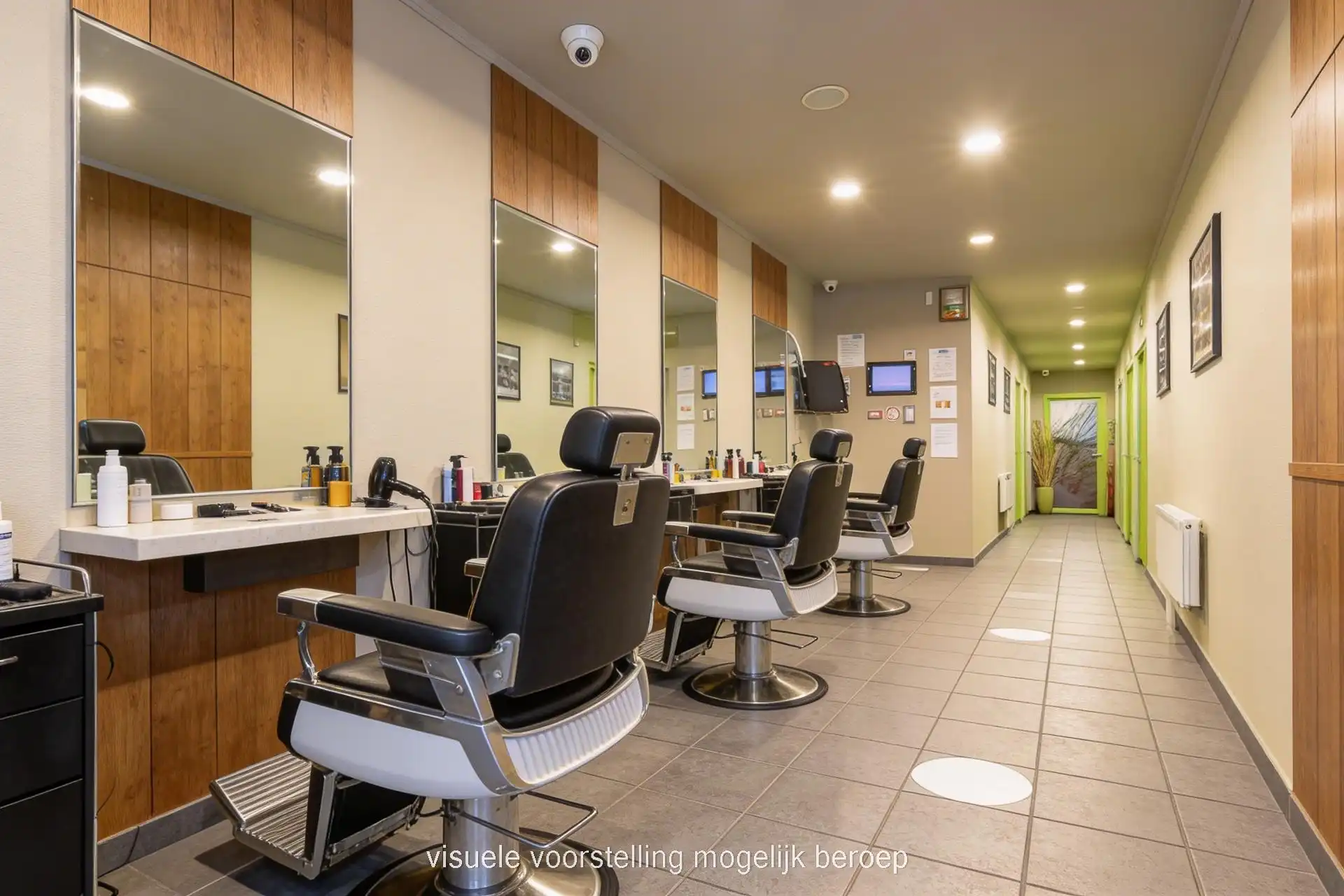 Centraal gelegen commerciële ruimte met veel potentieel. foto 6