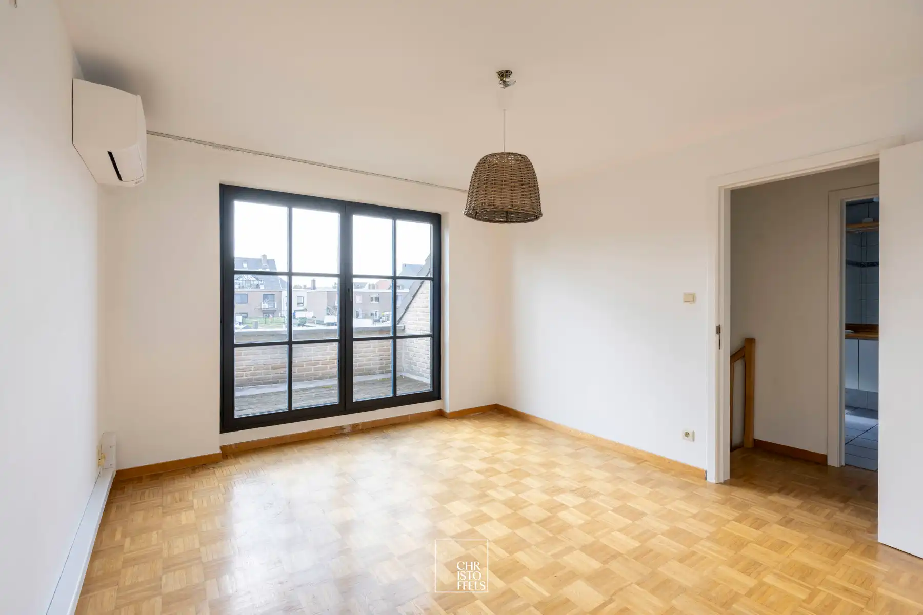 3 slaapkamer appartement van 187 m² met terras van ca 35m² gelegen in het centrum van Lanaken foto 8