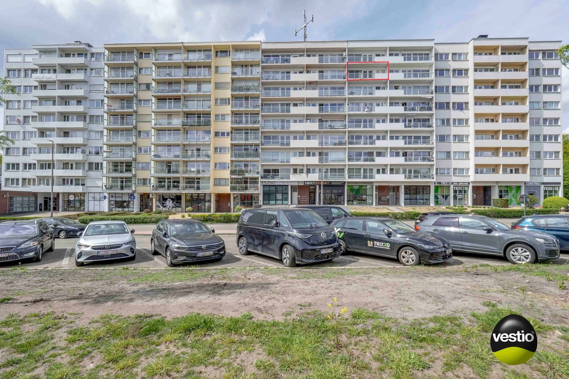 RUIM APPARTEMENT MET PRACHTIG UITZICHT IN GENK-CENTRUM foto 23
