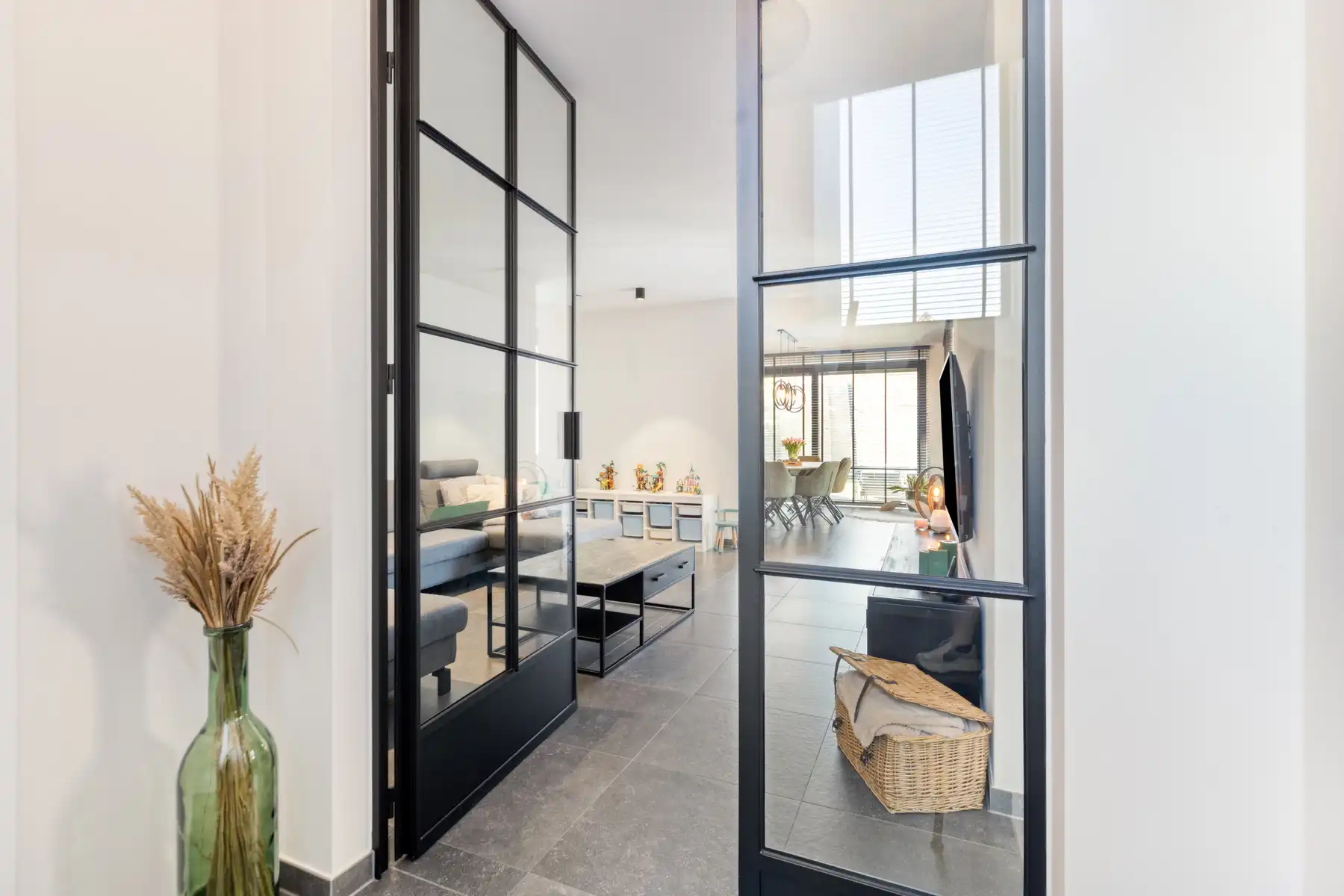 Moderne woning met 3 slaapkamers. foto 7