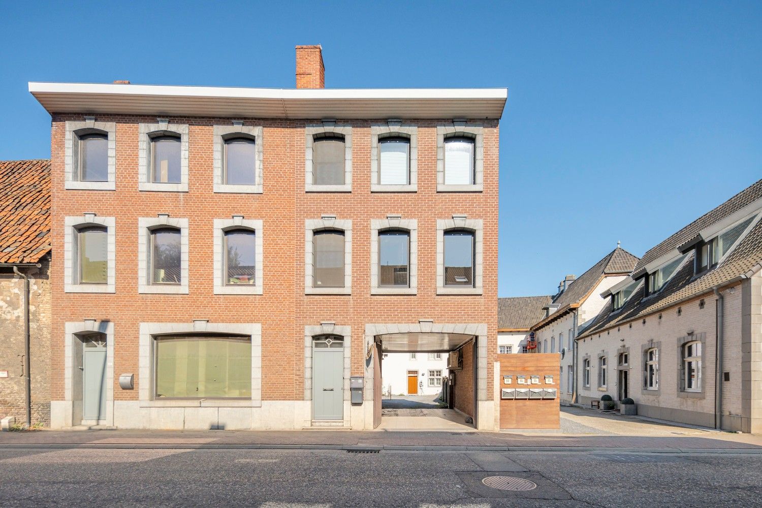 Charmante, gerenoveerde woning vlakbij het centrum van Sint-Truiden foto 16