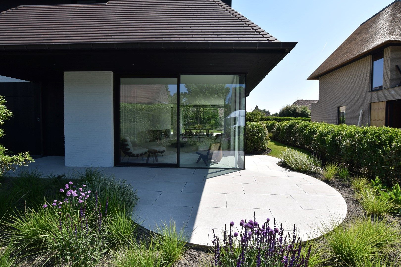 Prachtige nieuwbouwvilla met hoogwaardige afwerking in een residentiële wijk te Knokke foto 4