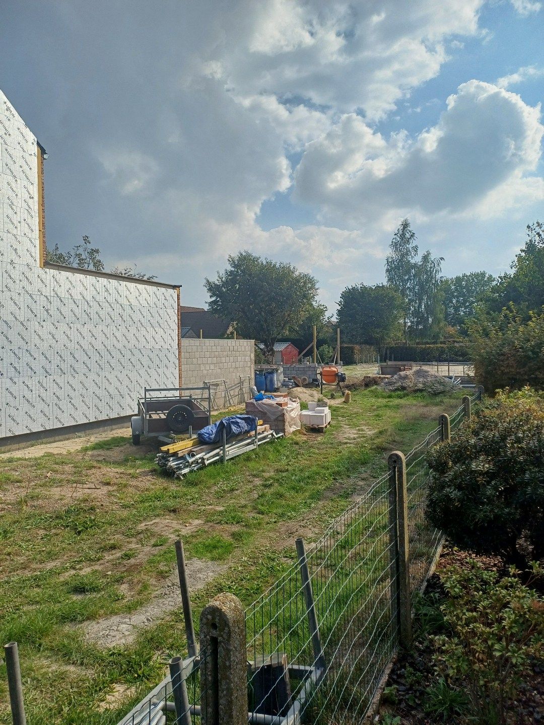 Goed gelegen bouwgrond voor een half-open bebouwing te Boseind Pelt. foto 5