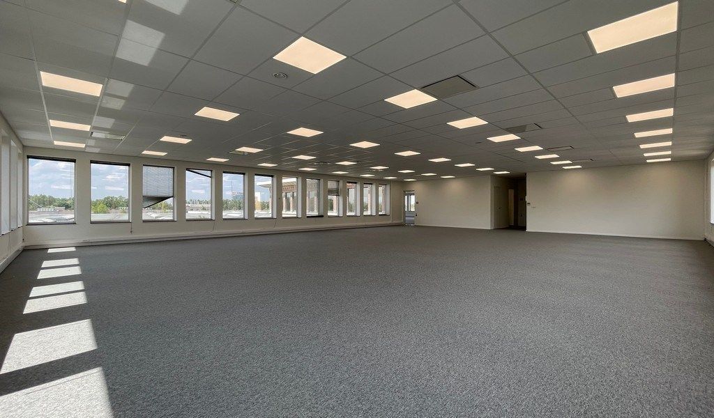 Kantoorruimte te huur vlakbij afrit E19 in Mechelen foto 7