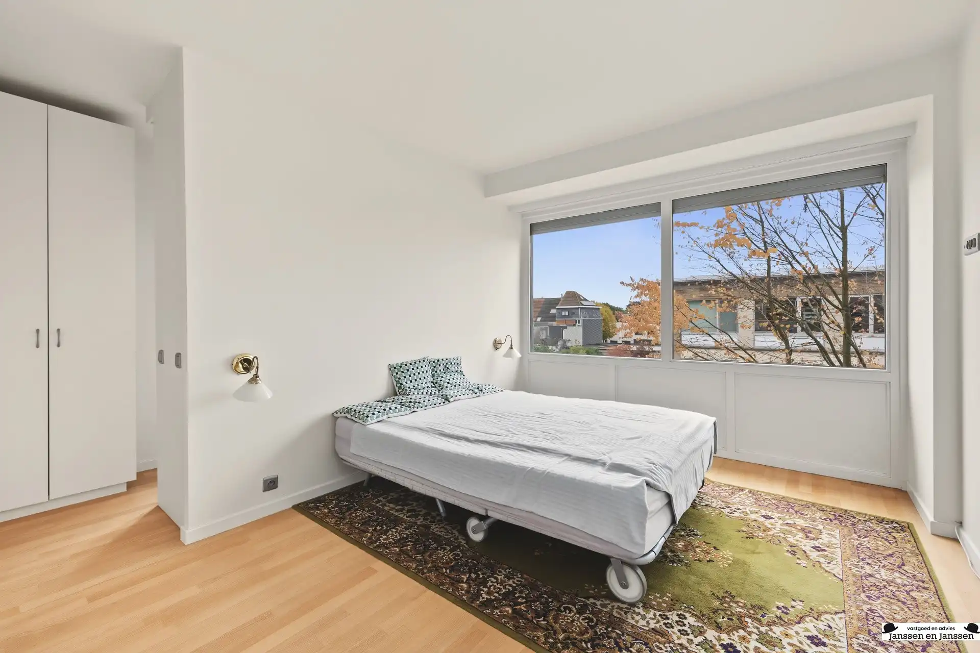 Ruim en lichtrijk appartement met 3 slaapkamers en 125 m² in Brasschaat-Mariaburg foto 6