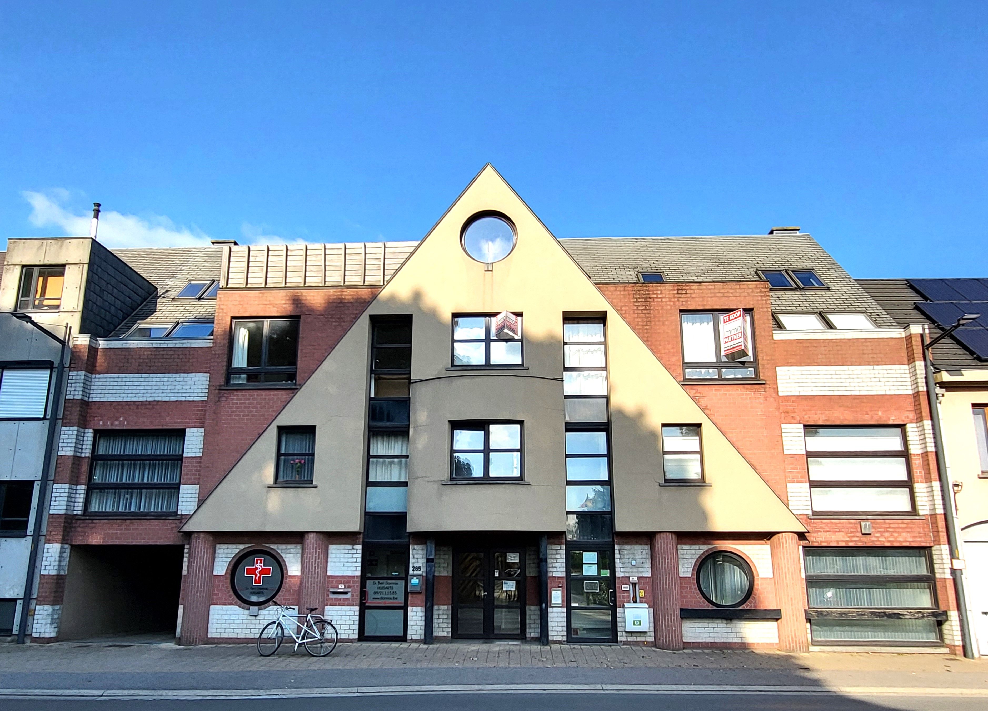 Prachtig appartement van 95m² met zonnig, ruim terras en veel lichtinval! Aanrader! foto 1