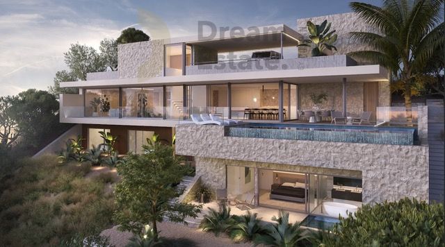 Hedendaagse villa in Monte Mayor, Benahavís – wonen in harmonie met natuur en zeezicht foto {{pictureIndex}}