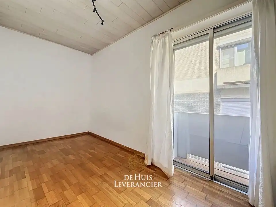 Te renoveren appartement (EPC B) op A+ locatie te koop in Kontich foto 16