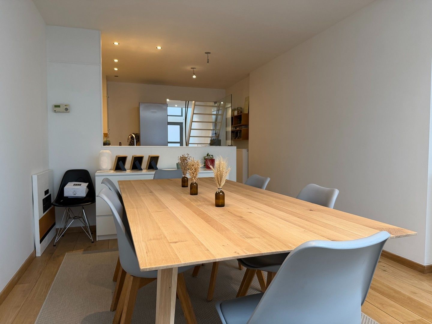 Moderne half open woning met 2 slaapkamers foto 5