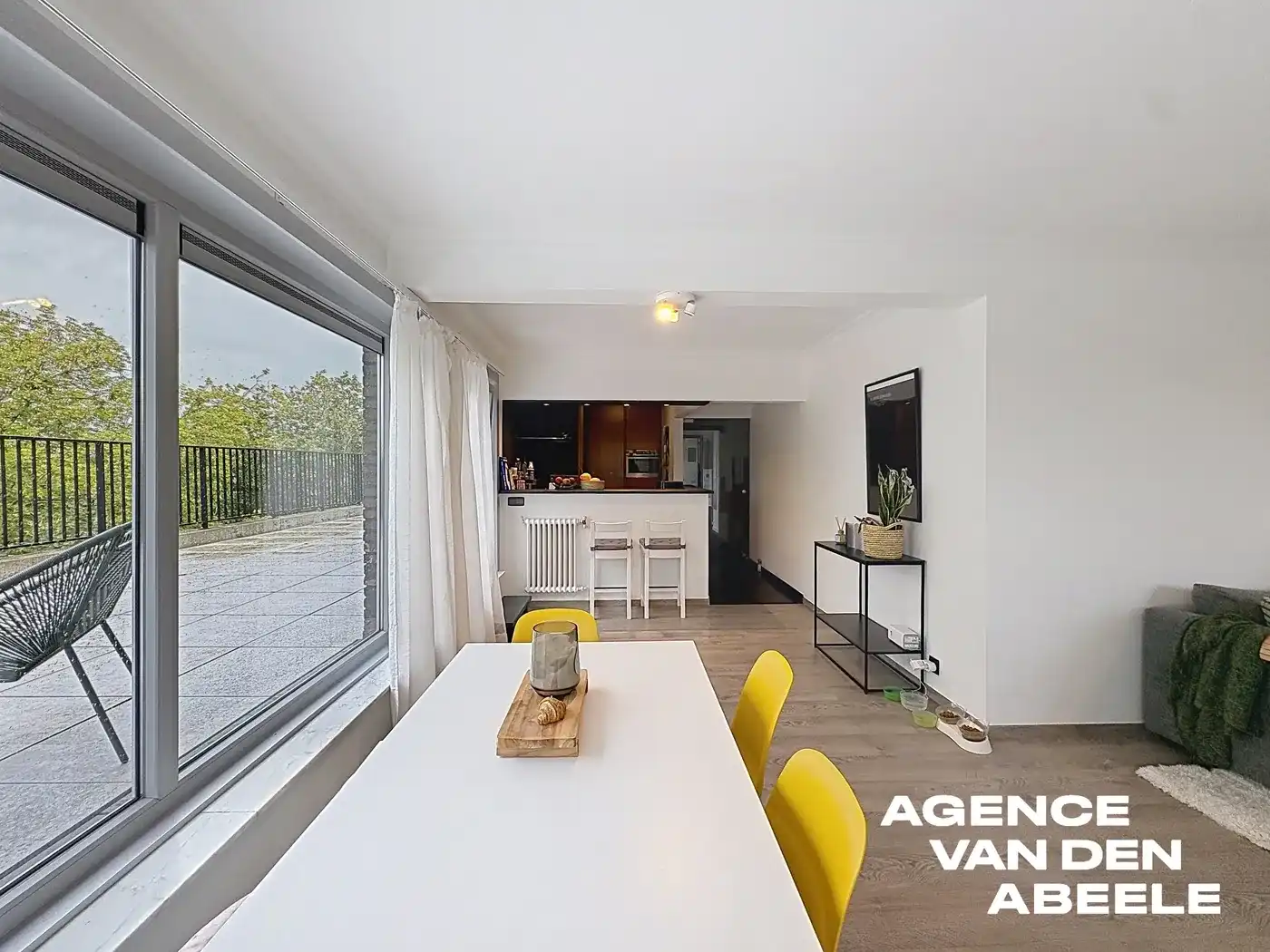 Ruim 3-slaapkamerappartement met ideale ligging in Brugge foto 5