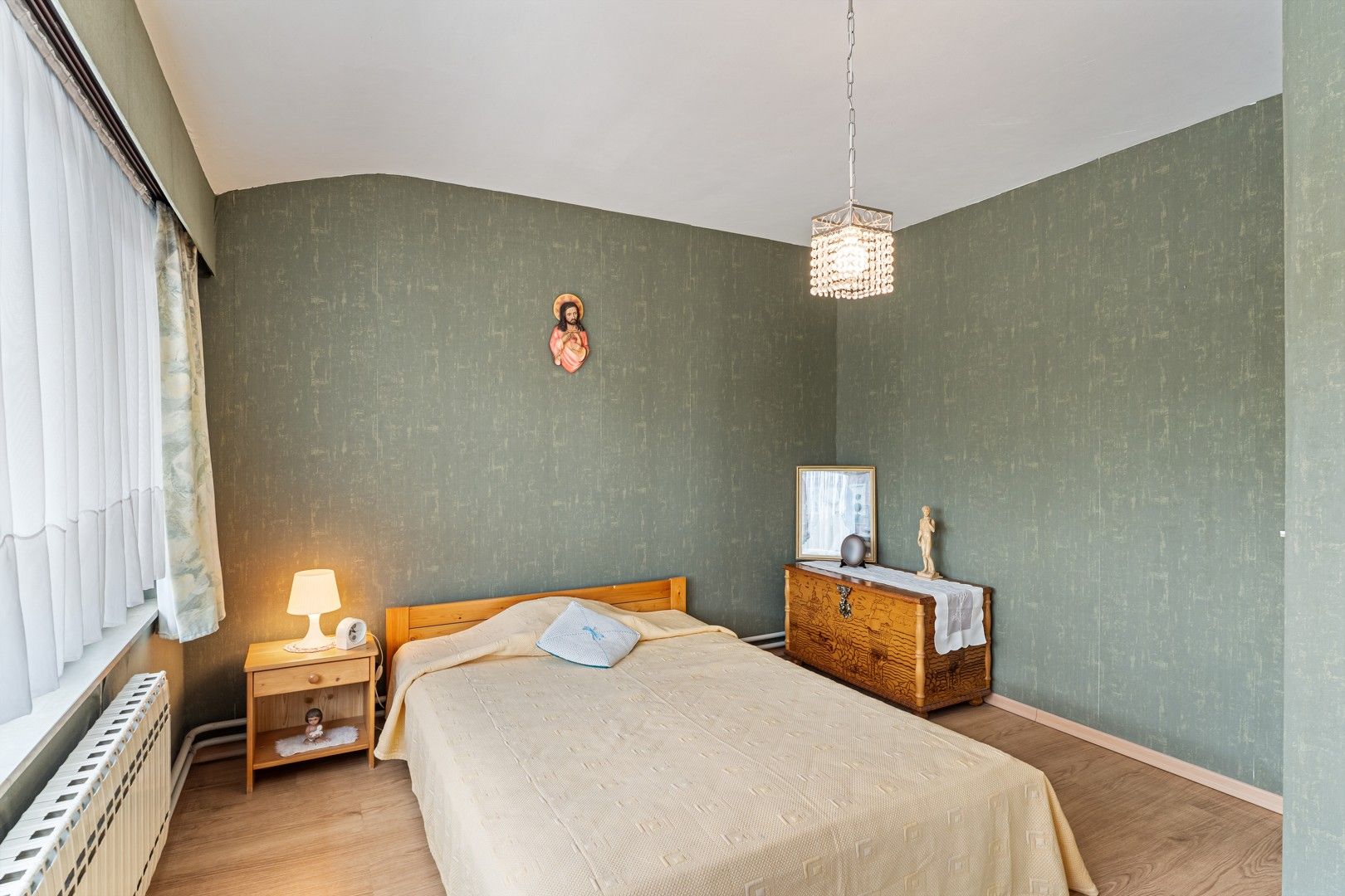 🏡 Te koop – Instapklare, goed onderhouden woning met 3 slaapkamers in Heusden-Zolder foto 4