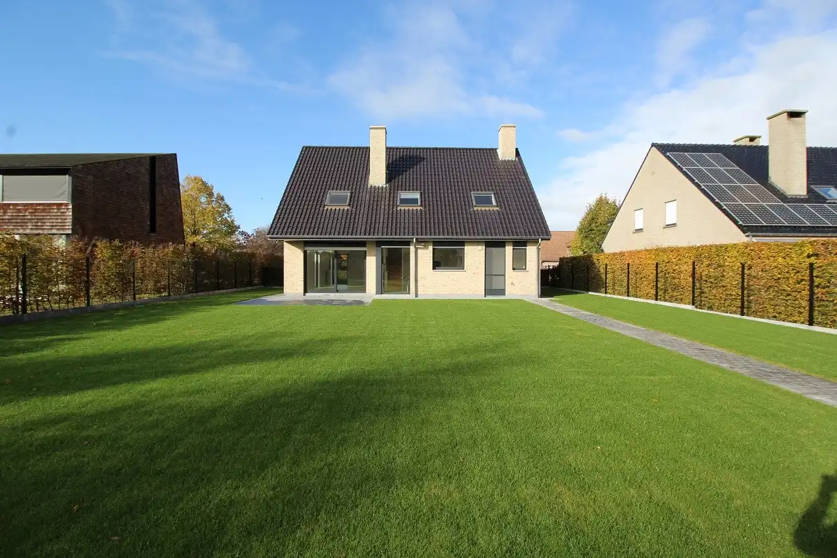 Zeer ruime villa met 3 slaapkamers te huur! foto 19