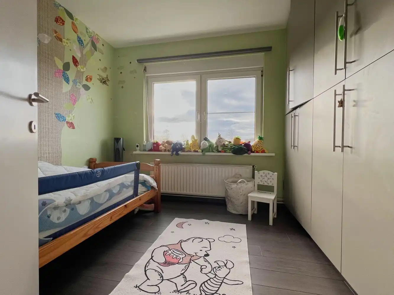 Instapklare gezinswoning met 4 slpks + zonnige tuin! foto 9