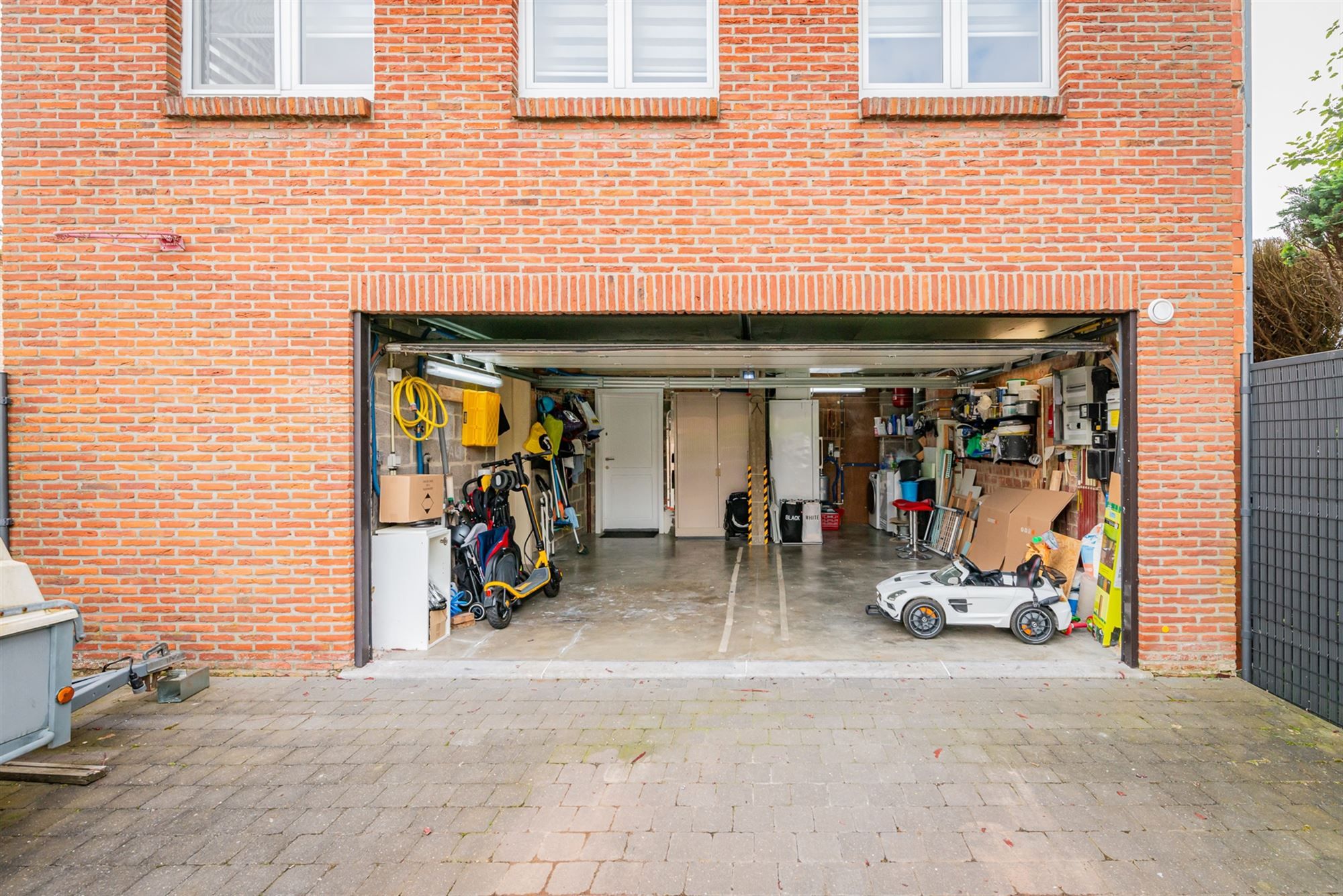 Gerenoveerde 4-gevel woning te koop  foto 31