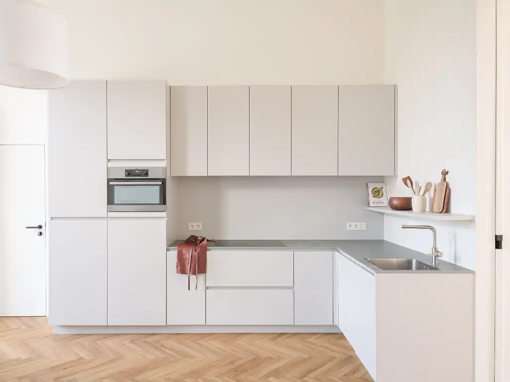 Toplocatie – Sint-Pietersplein. Bijzonder karaktervol, instapklaar 1slpk-appartement met herenhuisgevoel en kwalitatief terras. foto 4