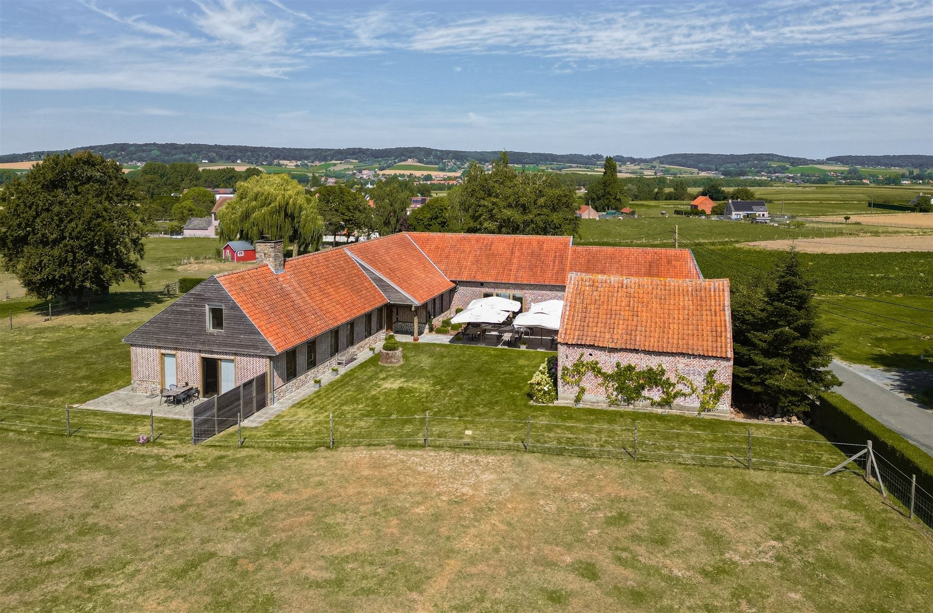 Exclusief restaurant mét instapklare villa foto 23