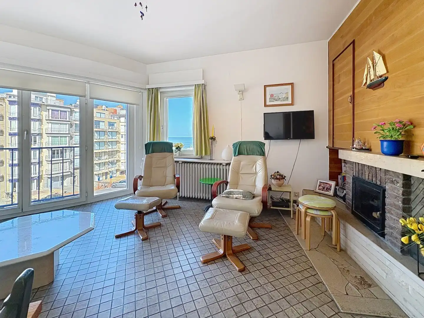 Te koop: Op te frissen appartement met zeezicht – Koksijde foto 4