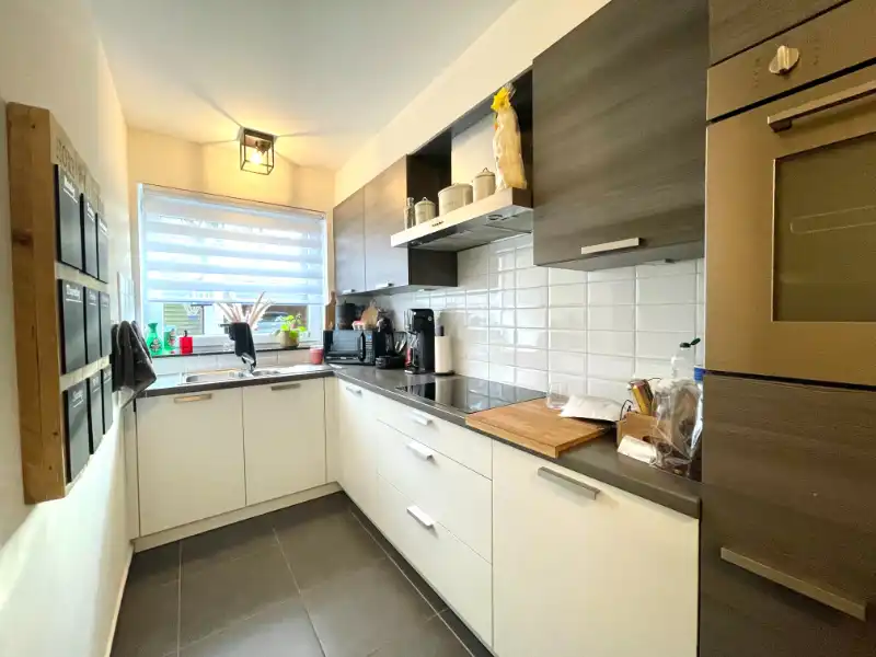 RECENTE WONING MET DRIE SLAAPKAMERS EN AUTOSTAANPLAATS TE WONDELGEM foto 5