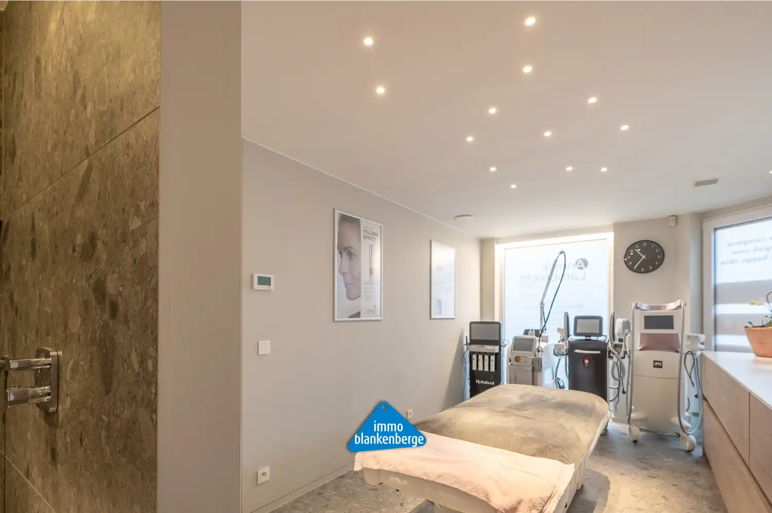 Eigendom met potentieel op toplocatie in Blankenberge foto 14