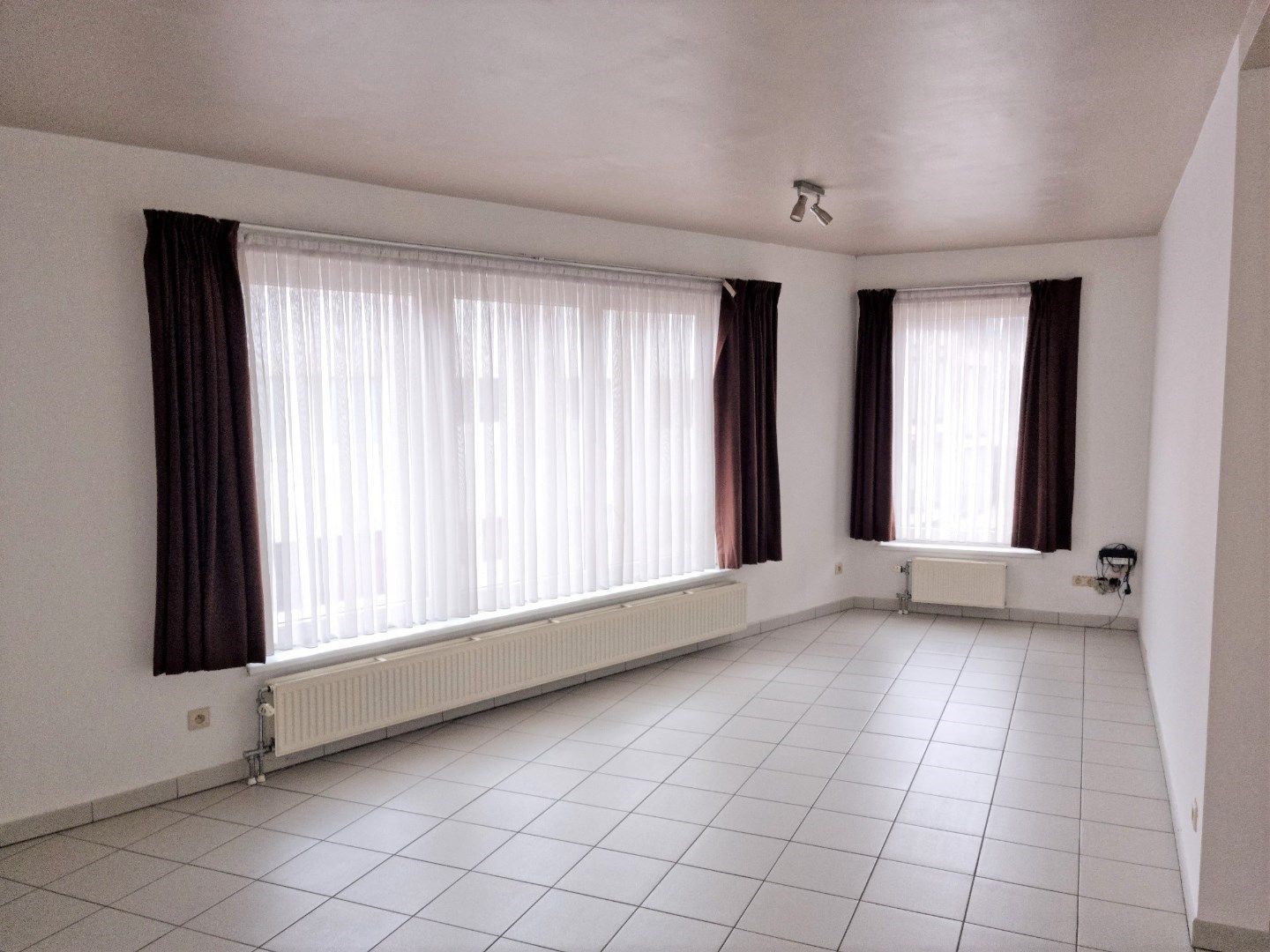 Instapklaar 1-slaapkamerappartement met garage TE KOOP in Sint-Amandsberg (Gent) foto 6