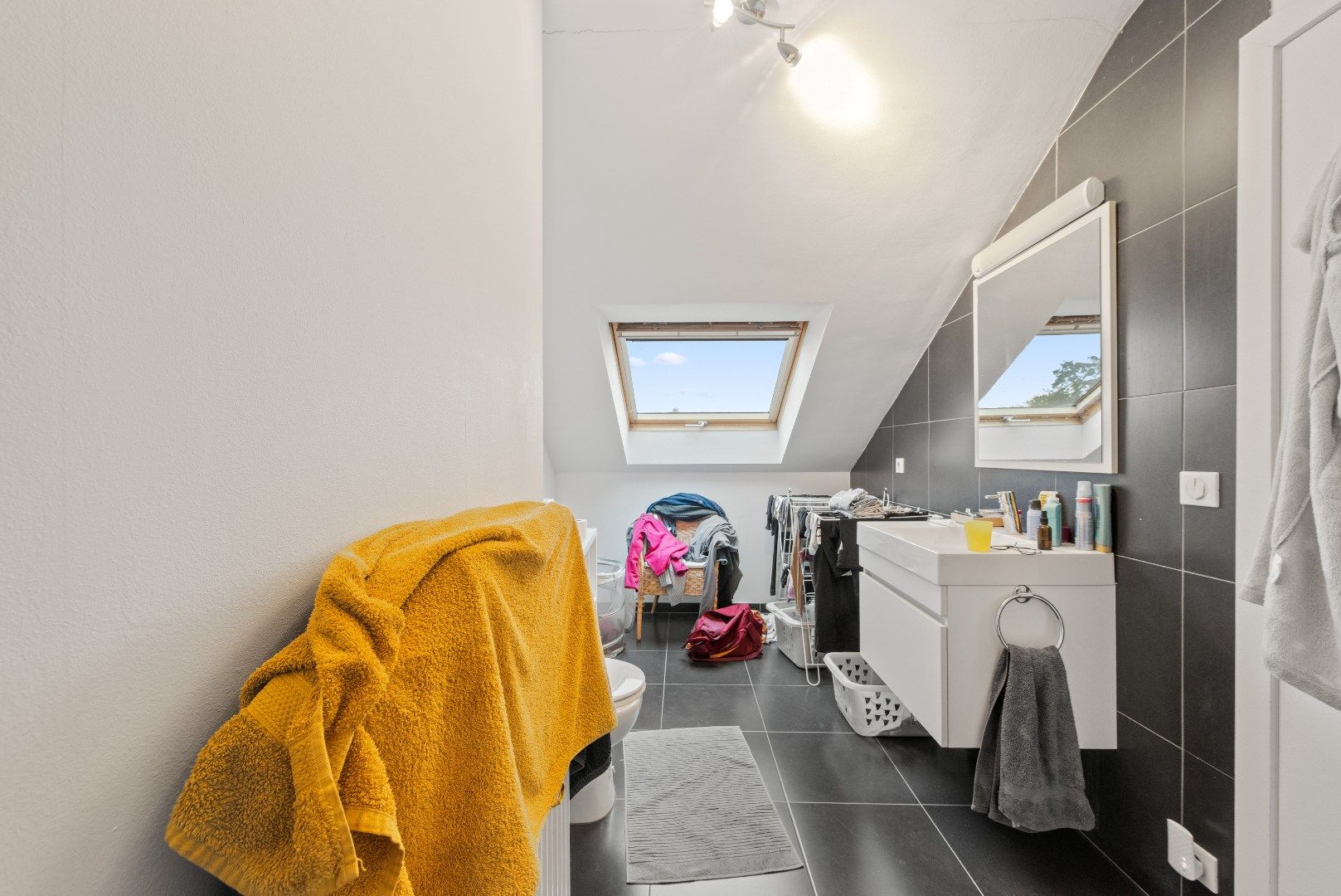 Fantastisch gelegen duplex met 3 slaapkamers foto 14