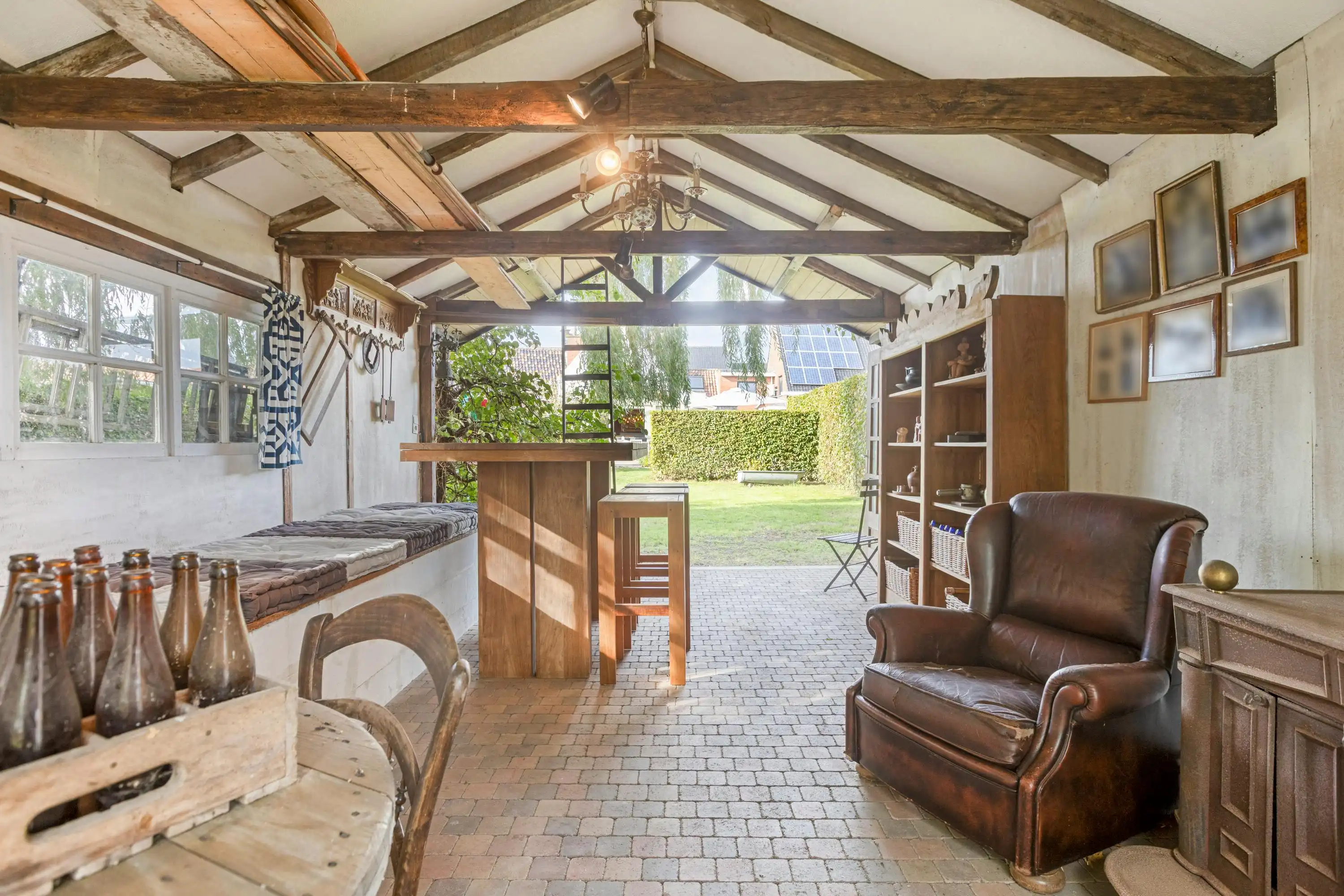 Karaktervolle woning met ruime leefruimtes en prachtige tuin foto 28