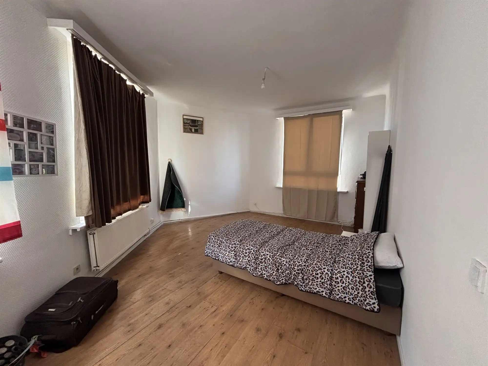 Opbrengsteigendom handelszaak + 3 appartementen foto 8