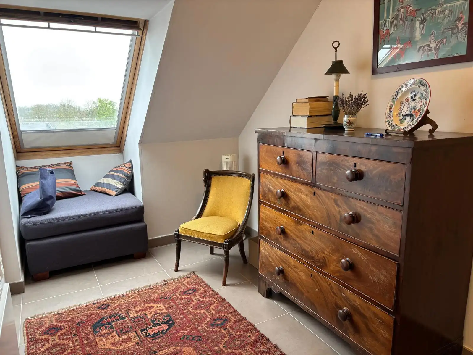 Ruim dakappartement in het centrum van Tielt.  foto 4