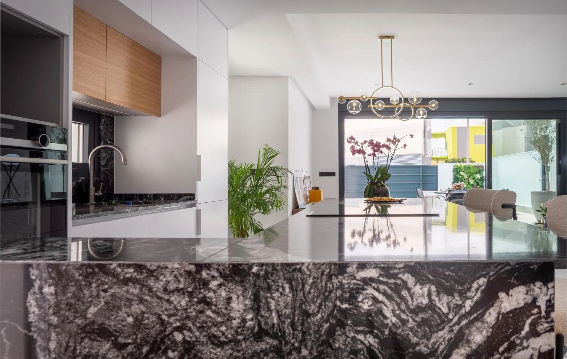 Ultiem genieten: ruime vakantiewoningen dichtbij centrum en strand foto 9