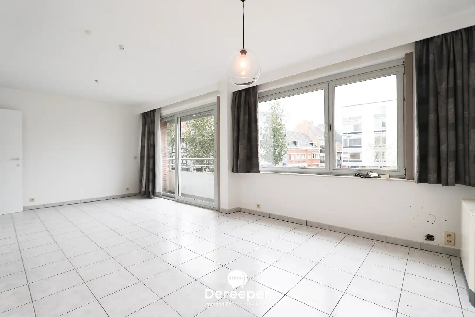 Lichtrijk appartement in het hart van Gistel foto 2